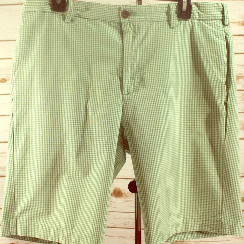 IZOD men’s shorts EUC